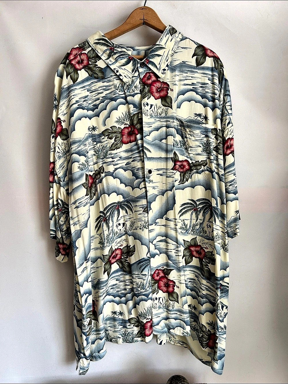 Big Dogs Hawaiian Floral Button Down Blue Cream 5X